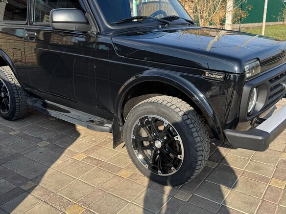 2023 Lada (ВАЗ) Niva Legend I, чёрный, 1100000 рублей - вид 2