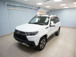 2024 Lada (ВАЗ) Niva Travel I, белый, 1199000 рублей, вид 2