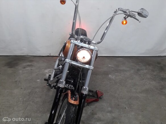 2008 Harley-Davidson Dyna Wide Glide, золотистый - вид 2