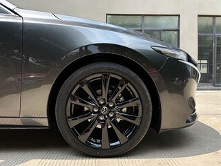 2025 Mazda 3 Axela IV (BP), серый, 2430000 рублей, вид 3