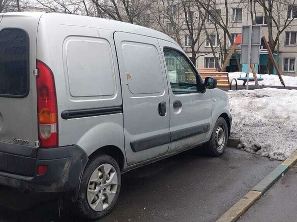 2009 Renault Kangoo I Рестайлинг, серебристый, 400000 рублей - вид 2
