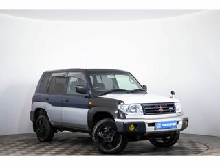 Mitsubishi Pajero iO