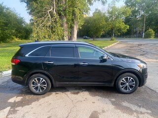 2017 Kia Sorento III Prime, чёрный, 2220000 рублей, вид 2