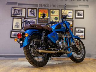 2025 Royal Enfield Classic 350, синий, 488000 рублей, вид 4
