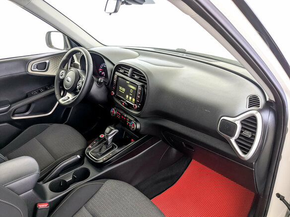 2021 Kia Soul III, белый, 1820000 рублей - вид 10