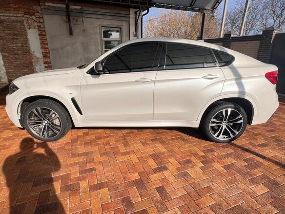 2016 BMW X6 M50d II (F16), белый, 4100000 рублей - вид 8