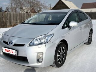2011 Toyota Prius III (XW30), серебристый, 1600000 рублей, вид 1