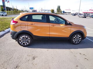 2019 Lada (ВАЗ) XRAY Cross I, золотистый, 1100000 рублей, вид 1