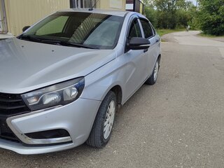 2017 Lada (ВАЗ) Vesta I, серебристый, 750000 рублей, вид 1