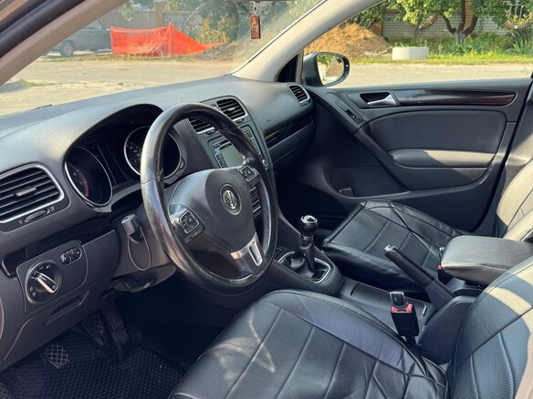 2012 Volkswagen Golf VI, серый, 770000 рублей - вид 10