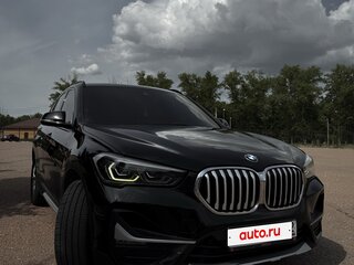 2019 BMW X1 20d xDrive II (F48) Рестайлинг, чёрный, 3100000 рублей, вид 4