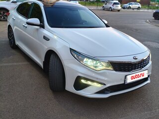 2018 Kia Optima IV Рестайлинг, белый, 2500000 рублей, вид 1