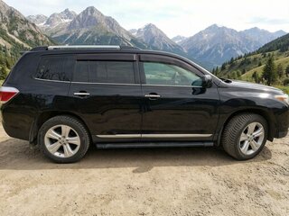 2011 Toyota Highlander II (XU40) Рестайлинг, чёрный, 2200000 рублей, вид 3
