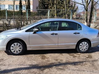 2008 Honda Civic VIII, серебристый, 870000 рублей, вид 2