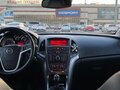 2011 Opel Astra J, серебристый - вид 2