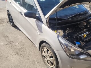 2016 Hyundai Solaris I Рестайлинг, бежевый, 1040000 рублей, вид 1