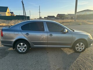 2012 Skoda Octavia II (A5) Рестайлинг, серый, 1000000 рублей, вид 4