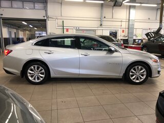 2019 Chevrolet Malibu IX Рестайлинг, серый, 1550000 рублей, вид 2