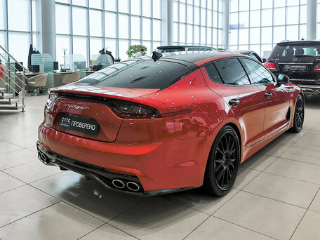 2018 Kia Stinger I, красный, 2220000 рублей, вид 5