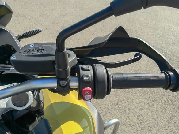 2019 BMW F 750 GS, золотистый, 1150000 рублей - вид 9