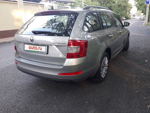2014 Skoda Octavia III (A7), бежевый, 1690000 рублей - вид 2