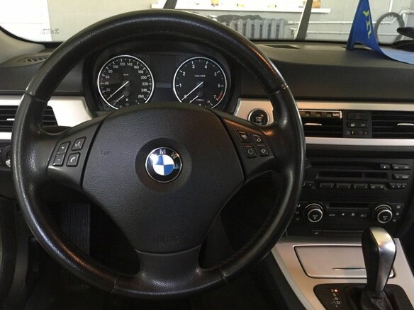 2009 BMW 3 серии 318i V (E90/E91/E92/E93) Рестайлинг, серый - вид 10
