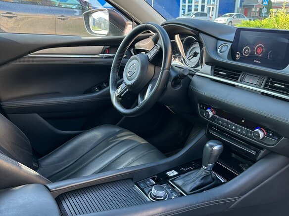 2019 Mazda 6 III (GJ) Рестайлинг 2, коричневый, 2750000 рублей - вид 2