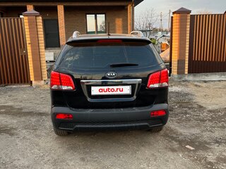 2011 Kia Sorento II, чёрный, 1550000 рублей, вид 3