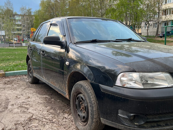2004 Volkswagen Pointer, чёрный, 135000 рублей - вид 1