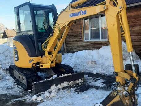2015 Komatsu PC30MR, 3500000 рублей, вид 2