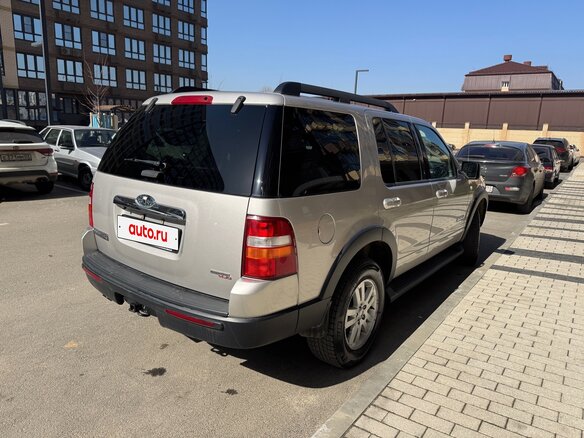 2007 Ford Explorer IV, серебристый, 1350000 рублей - вид 6