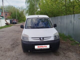 2010 Peugeot Partner I Рестайлинг, белый, 299900 рублей, вид 3
