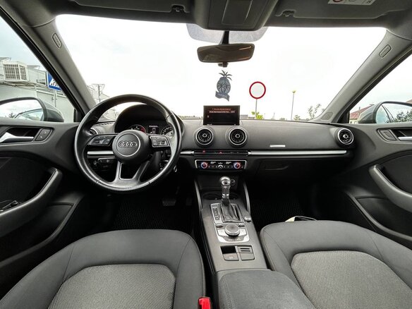 2019 Audi A3 III (8V) Рестайлинг, серебристый, 2200000 рублей - вид 8
