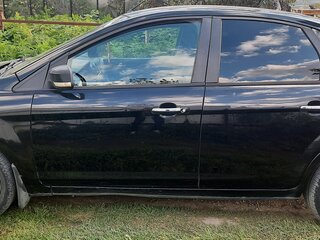 2009 Ford Focus II Рестайлинг, чёрный, 640000 рублей, вид 4