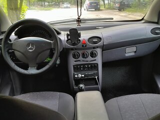 2000 Mercedes-Benz A-Класс 160 I (W168), чёрный, 250000 рублей, вид 5
