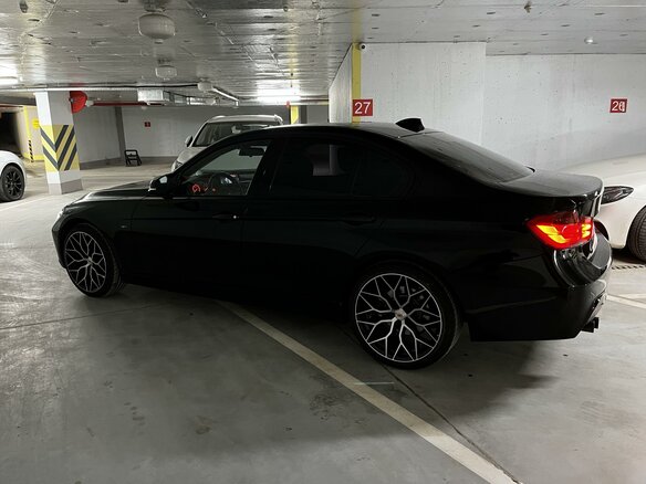 2012 BMW 3 серии 320d VI (F3x), чёрный, 1700000 рублей - вид 3