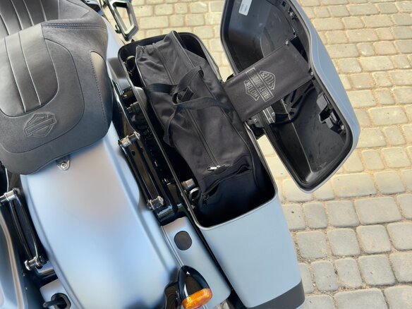 2017 Harley-Davidson Road Glide Special, серебристый, 1900000 рублей - вид 18