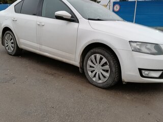 2014 Skoda Octavia III (A7), белый, 1100000 рублей, вид 2
