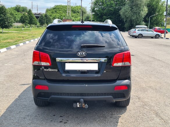 2011 Kia Sorento II, чёрный, 1300000 рублей - вид 5
