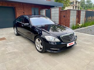 2011 Mercedes-Benz S-Класс 500 V (W221) Рестайлинг, чёрный, 1900000 рублей, вид 3
