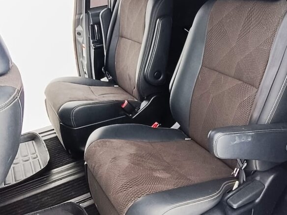 2016 Toyota Estima III Рестайлинг 3, серый, 3100000 рублей - вид 11