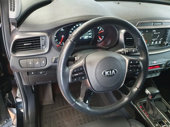 2019 Kia Sorento III Prime Рестайлинг, чёрный, 4050000 рублей - вид 10