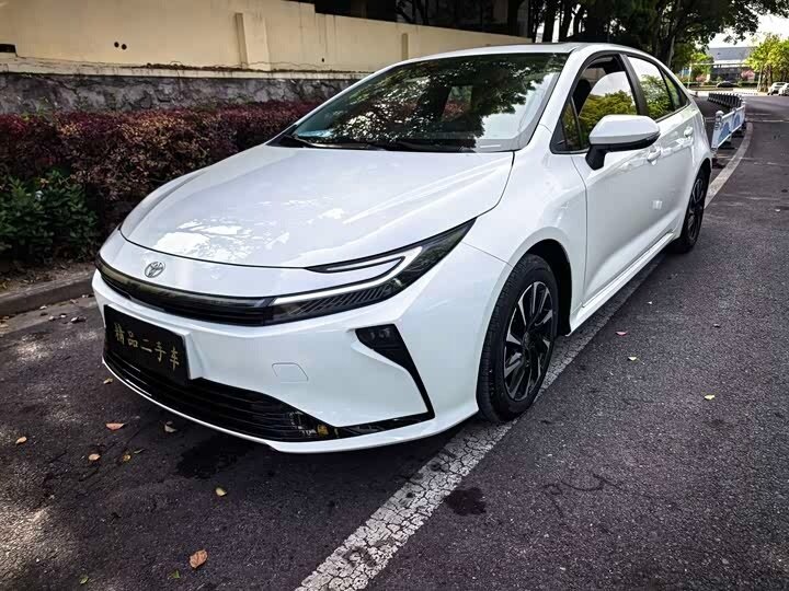 Открыть фотографии: Toyota Corolla XII (E210) Рестайлинг 2