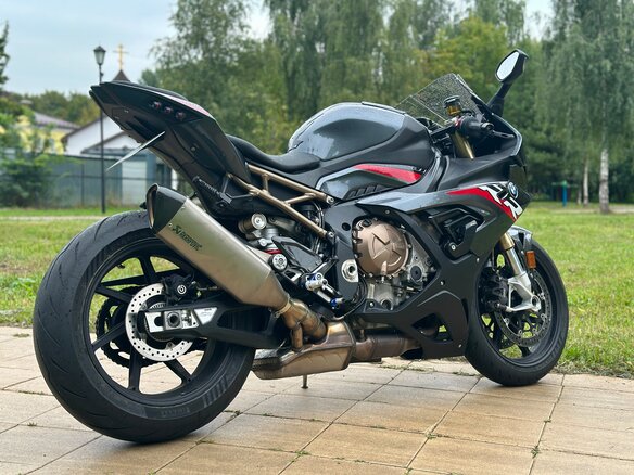 2022 BMW S 1000 RR, серый, 1800000 рублей - вид 4