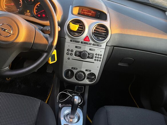 2012 Opel Corsa D Рестайлинг II, жёлтый, 650000 рублей - вид 7