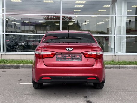 2013 Kia Rio III, красный, 630000 рублей, вид 5