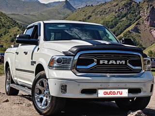 2017 Ram 1500 Quad Cab IV (DS/DJ), белый, 4800000 рублей, вид 2