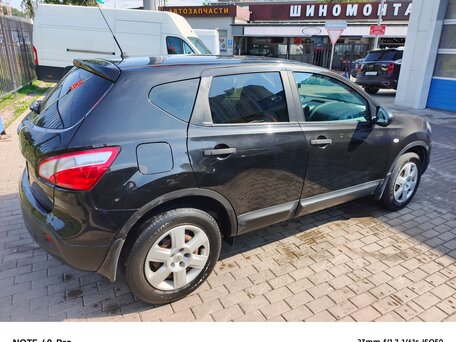2013 Nissan Qashqai I Рестайлинг, чёрный, 850000 рублей, вид 4