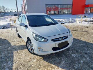 2012 Hyundai Solaris I, белый, 780000 рублей, вид 2