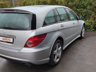 2005 Mercedes-Benz R-Класс 320 I, серебристый, 1850000 рублей, вид 3